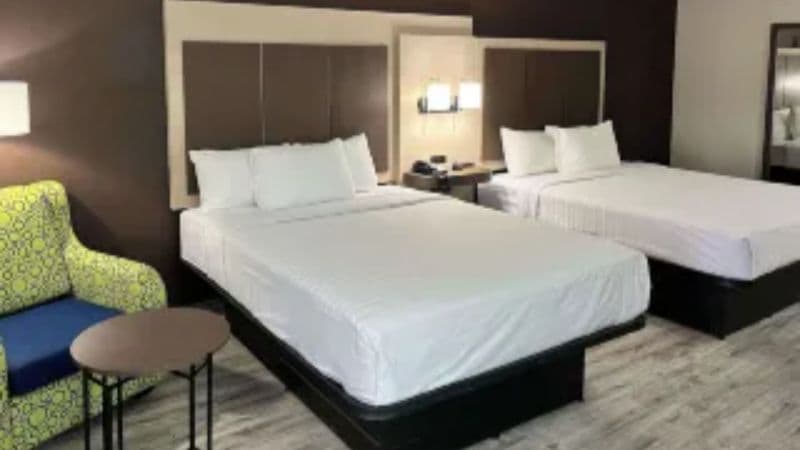 Quality Inn & Suites hotel photo 3