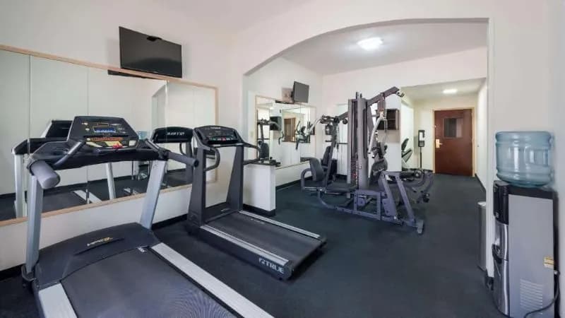Quality Inn & Suites Huntsville Research Park Area hotel photo 5