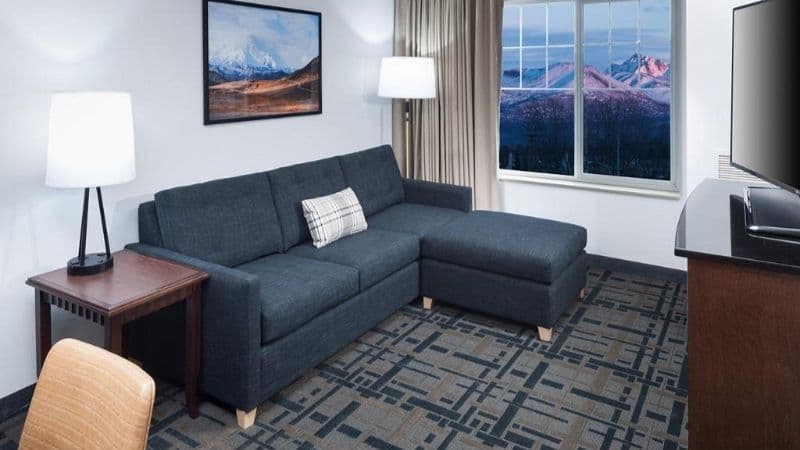 Embassy Suites by Hilton Anchorage hotel photo 2