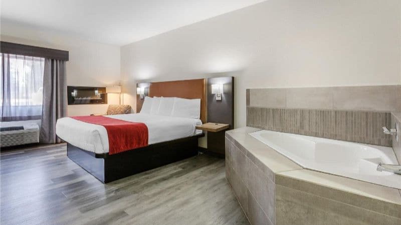 Best Western Inn of Payson Jacuzzi room