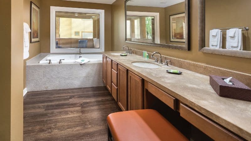 Orange Tree Resort Jacuzzi room