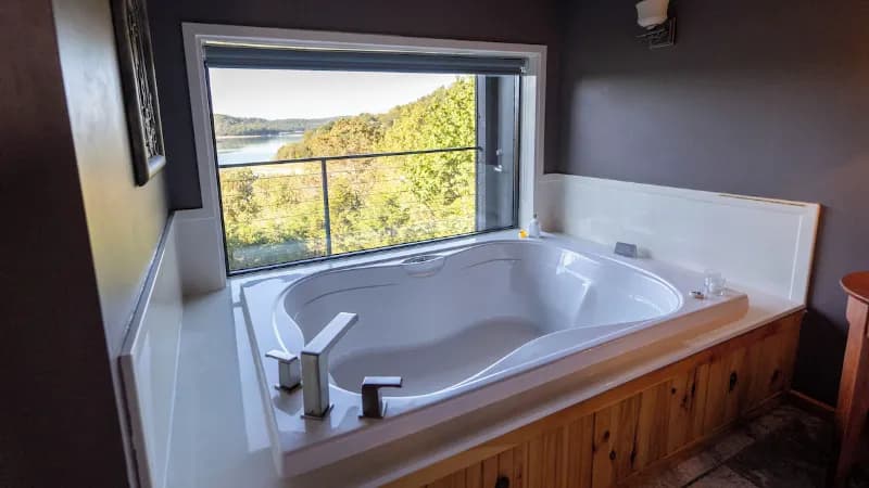 Beaver Lakefront Cabins – Couples Only Getaways hotel photo 5