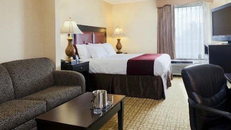 DoubleTree Club by Hilton Springdale hotel photo 2