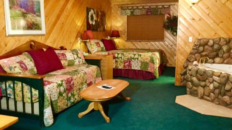 Giant Oaks Lodge hotel photo 4