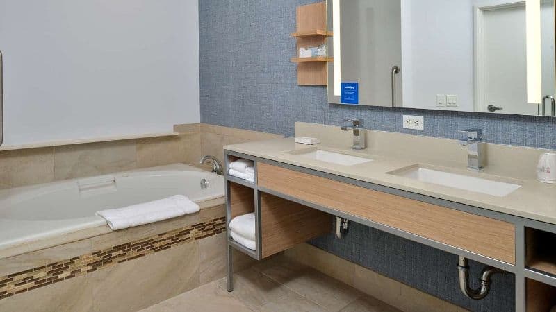 Hilton Garden Inn Napa hotel photo 4