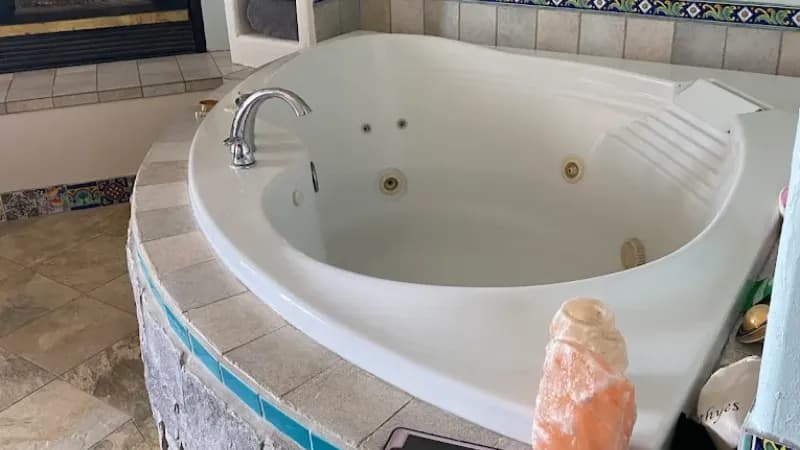 Inn at Avila Beach Jacuzzi room