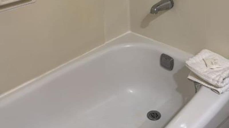 Comfort Inn Wethersfield – Hartford Jacuzzi room