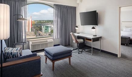 Courtyard by Marriott Stamford Downtown hotel photo 4