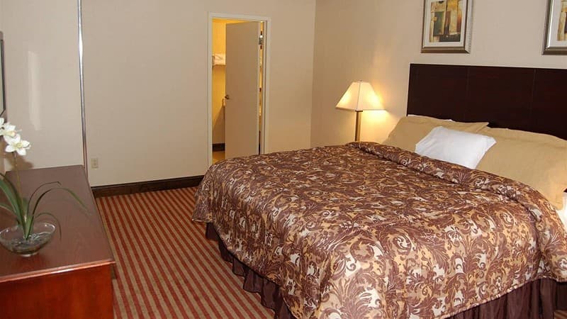 Rodeway Inn & Suites hotel photo 2