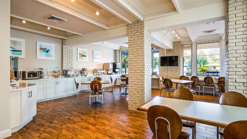 Best Western Plus Yacht Harbor Inn hotel photo 5