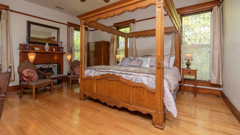 Herlong Mansion Bed & Breakfast hotel photo 3