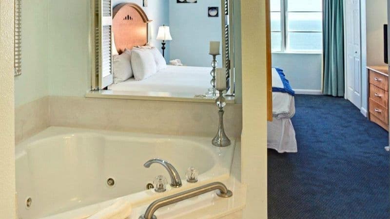 Wyndham Ocean Walk hotel photo 2