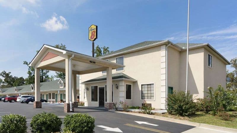 Super 8 by Wyndham Chatsworth/Dalton hotel photo 5