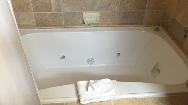 Hampton Inn Twin Falls Jacuzzi room