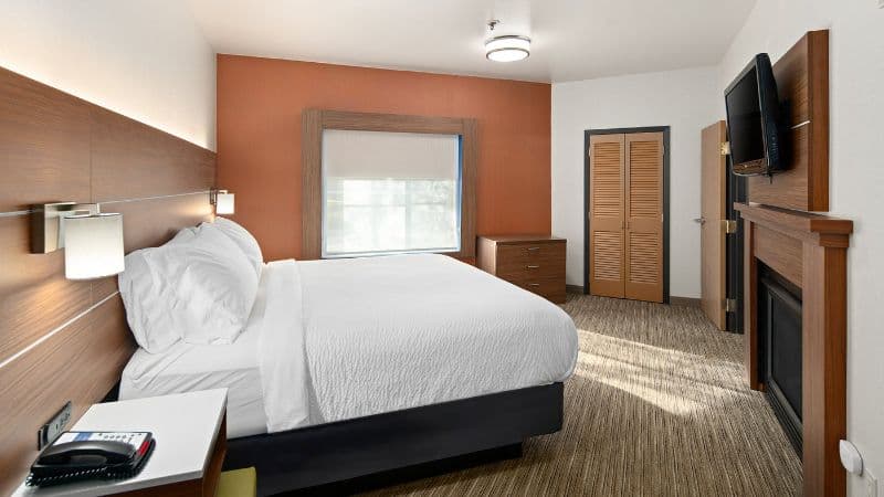 Holiday Inn Express & Suites Coeur D Alene I-90 Exit 11, an IHG hotel hotel photo 3