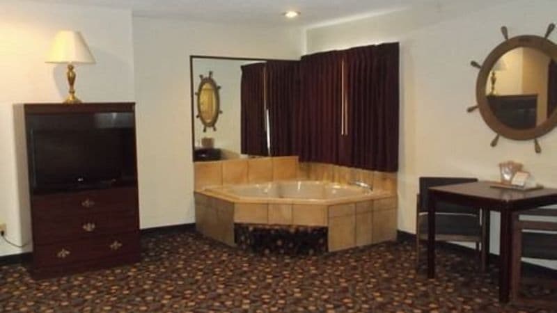 Baymont by Wyndham Metropolis hotel photo 4