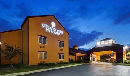Chicago Club Inn & Suites Jacuzzi room