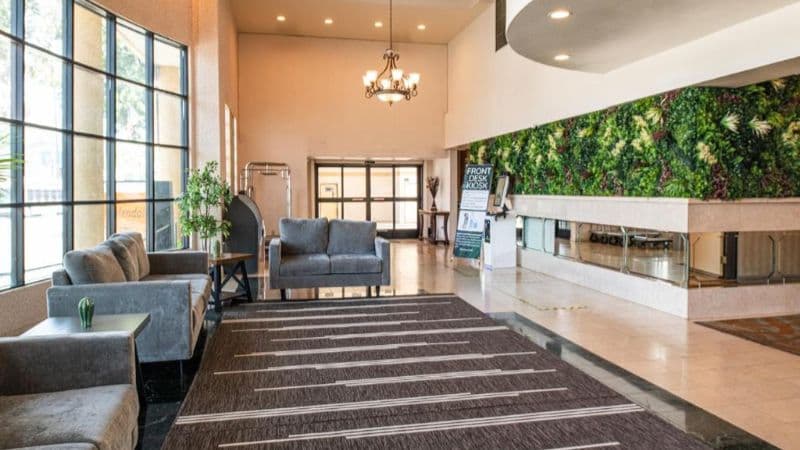 Quality Inn Bolingbrook hotel photo 3