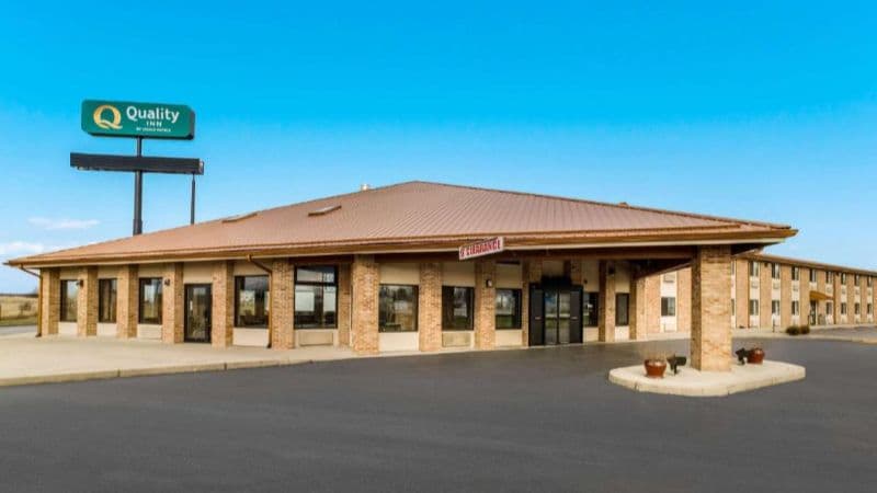 Quality Inn Effingham hotel photo 5