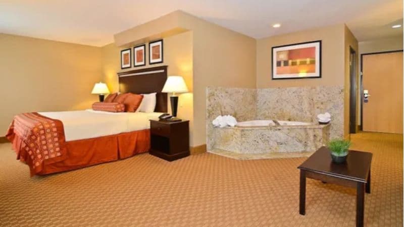 Spark by Hilton Oak Forest I-57 hotel photo 4