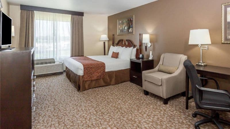 Wingate by Wyndham Joliet hotel photo 2