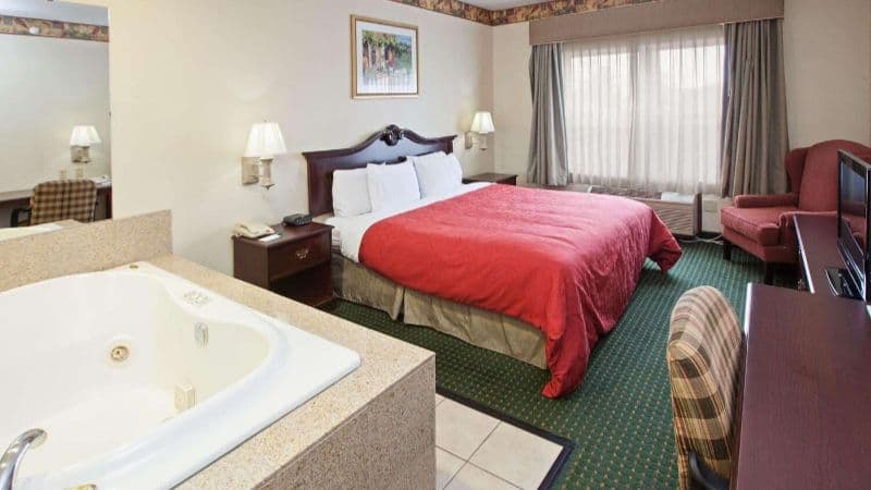 Country Inn & Suites by Radisson, Elkhart North, IN hotel photo 2