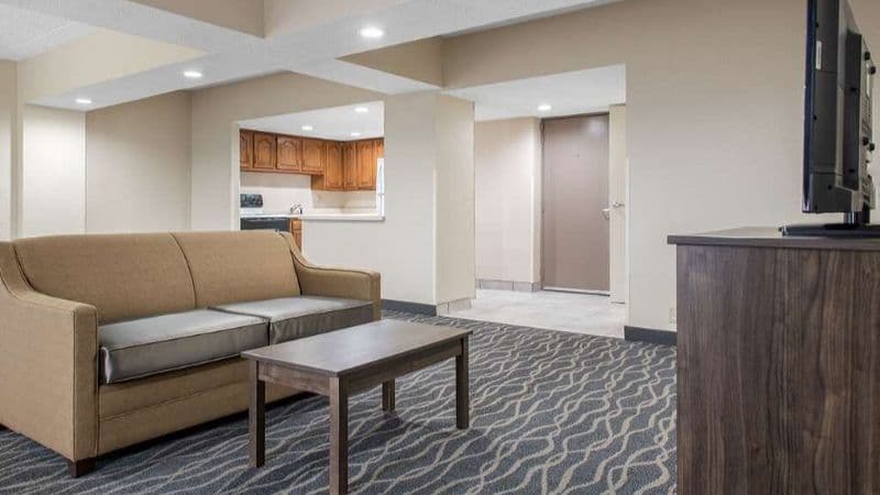 Quality Inn And Conference Center hotel photo 5
