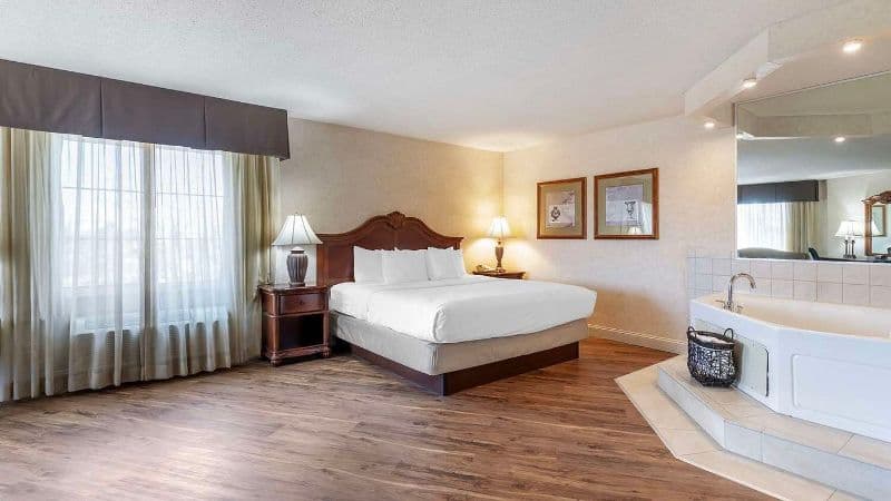 Best Western Plus Steeplegate Inn hotel photo 4