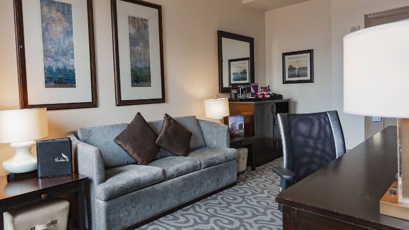 Hotel Blackhawk, Autograph Collection hotel photo 4