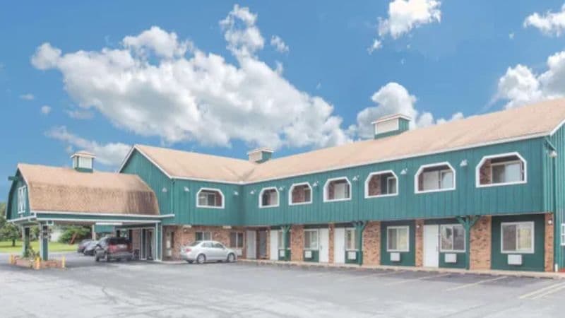 I-80 Inn & Suites hotel photo 5