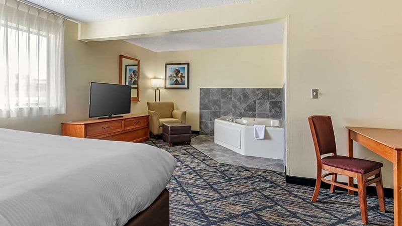 Quality Inn Indianola hotel photo 2