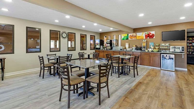 Quality Inn Indianola hotel photo 5