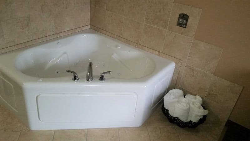 Rock Island Inn & Suites hotel photo 2