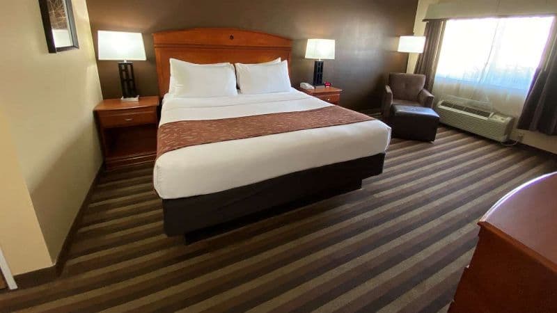 Best Western Manhattan Inn hotel photo 2