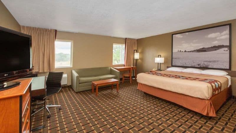 Super 8 by Wyndham Ottawa hotel photo 4
