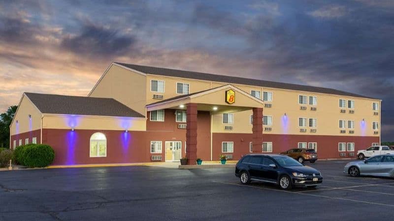 Super 8 by Wyndham Ottawa hotel photo 5