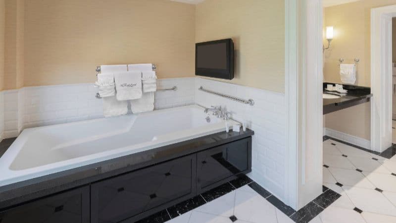 The Raphael Hotel, Autograph Collection hotel photo 2
