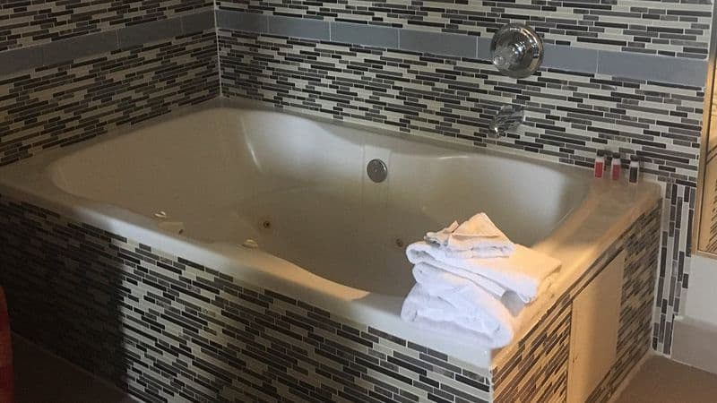 Baymont by Wyndham Georgetown hotel photo 2