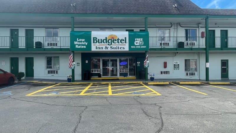 Budgetel Louisville hotel photo 3