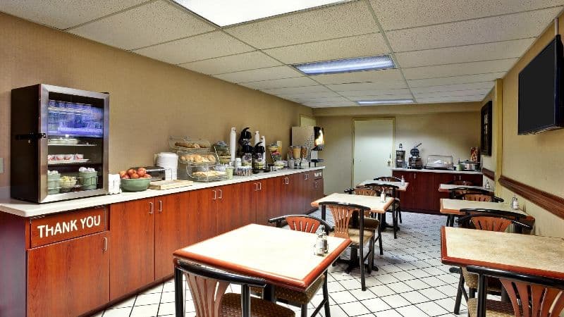 Quality Inn & Suites Somerset hotel photo 5