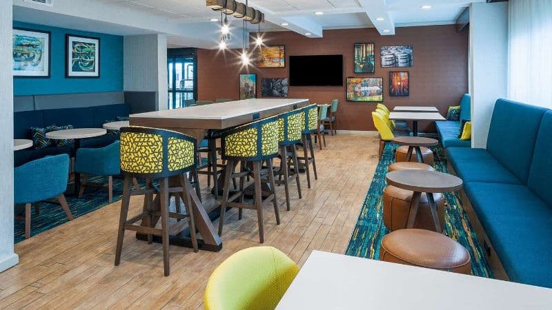 Spark by Hilton Bardstown hotel photo 4