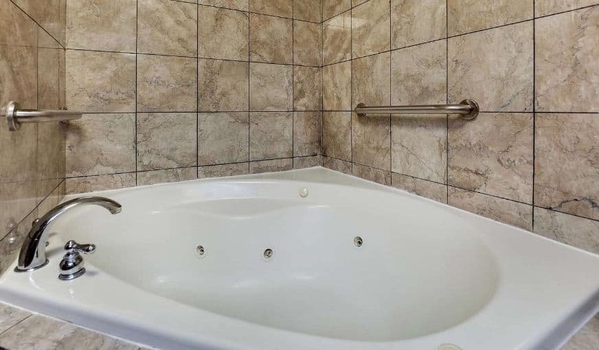 Drury Plaza Hotel New Orleans Jacuzzi room