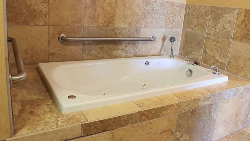 Hampton Inn & Suites Thibodaux Jacuzzi room