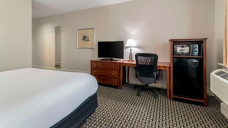 Best Western Plus Brunswick Bath hotel photo 2