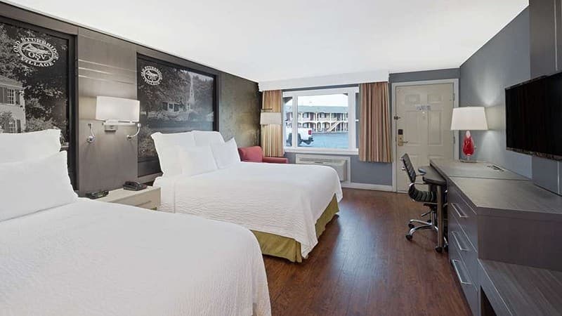 Super 8 by Wyndham Sturbridge hotel photo 4