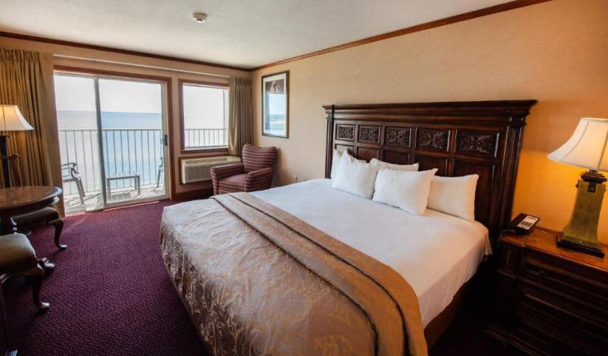 Hamilton Inn Select Beachfront hotel photo 4