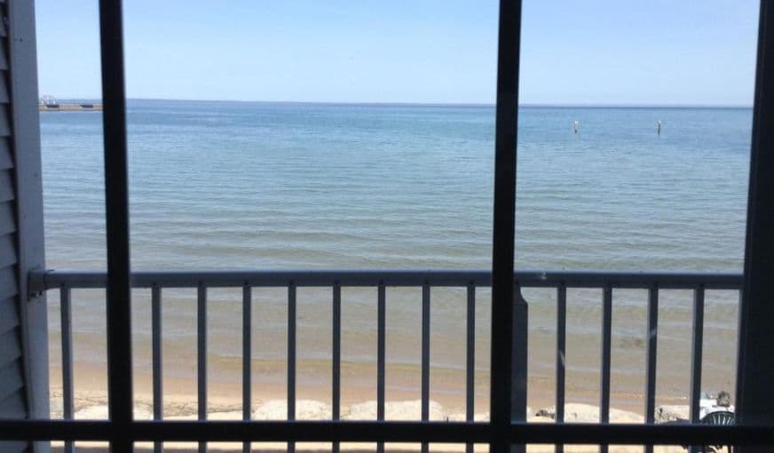 Hamilton Inn Select Beachfront hotel photo 5