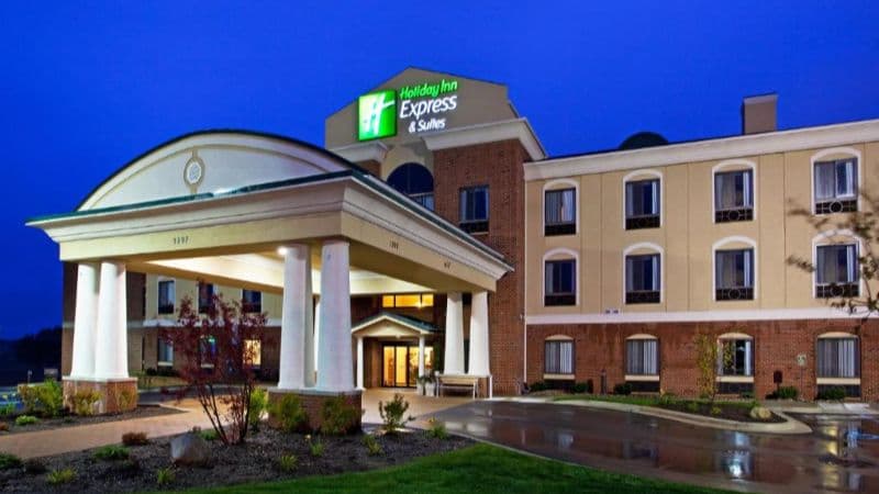 Holiday Inn Express & Suites Detroit North – Troy, an IHG Hotel hotel photo 5
