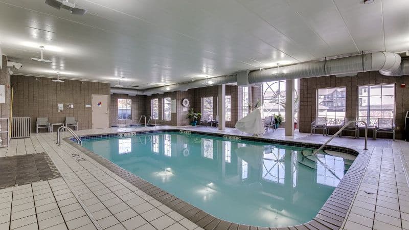 Holiday Inn Express & Suites St. Cloud hotel photo 4