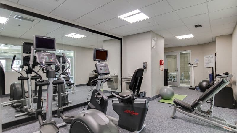 Holiday Inn Express & Suites St. Cloud hotel photo 5